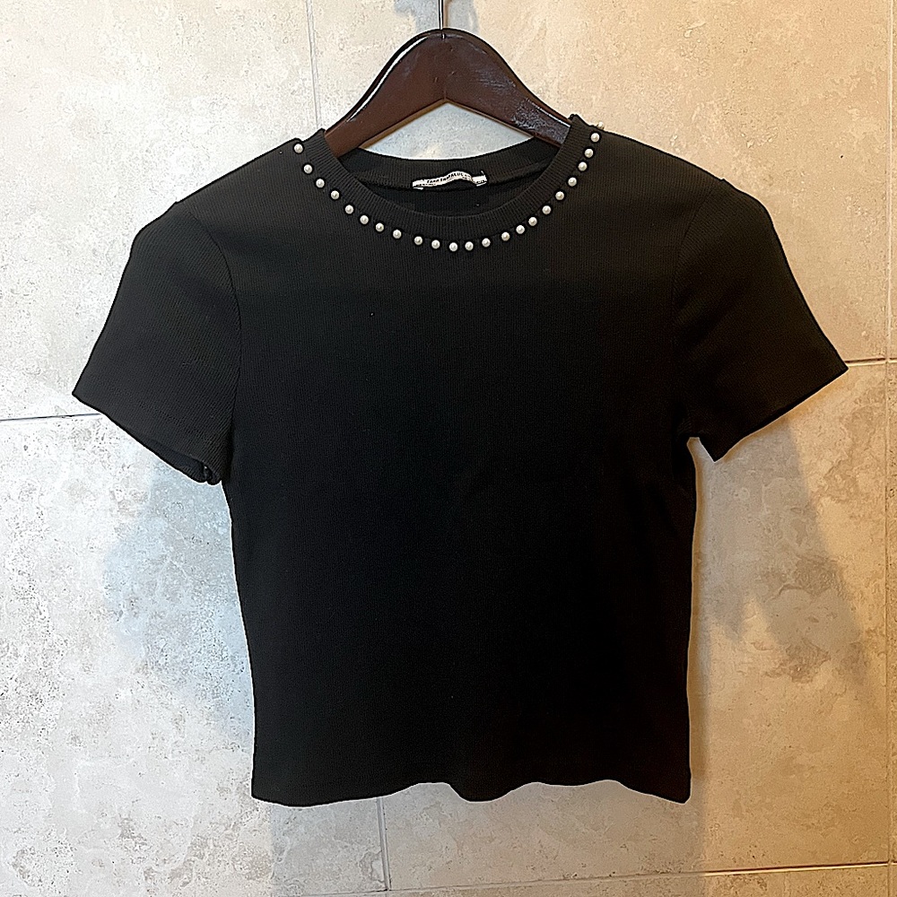 Zara Knit Knit Top Soft Stretchy Black Faux Pearls